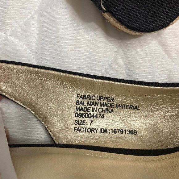 NEW * Open Toe Wedges - Picture 5 of 8